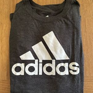 EUC Adidas t shirt